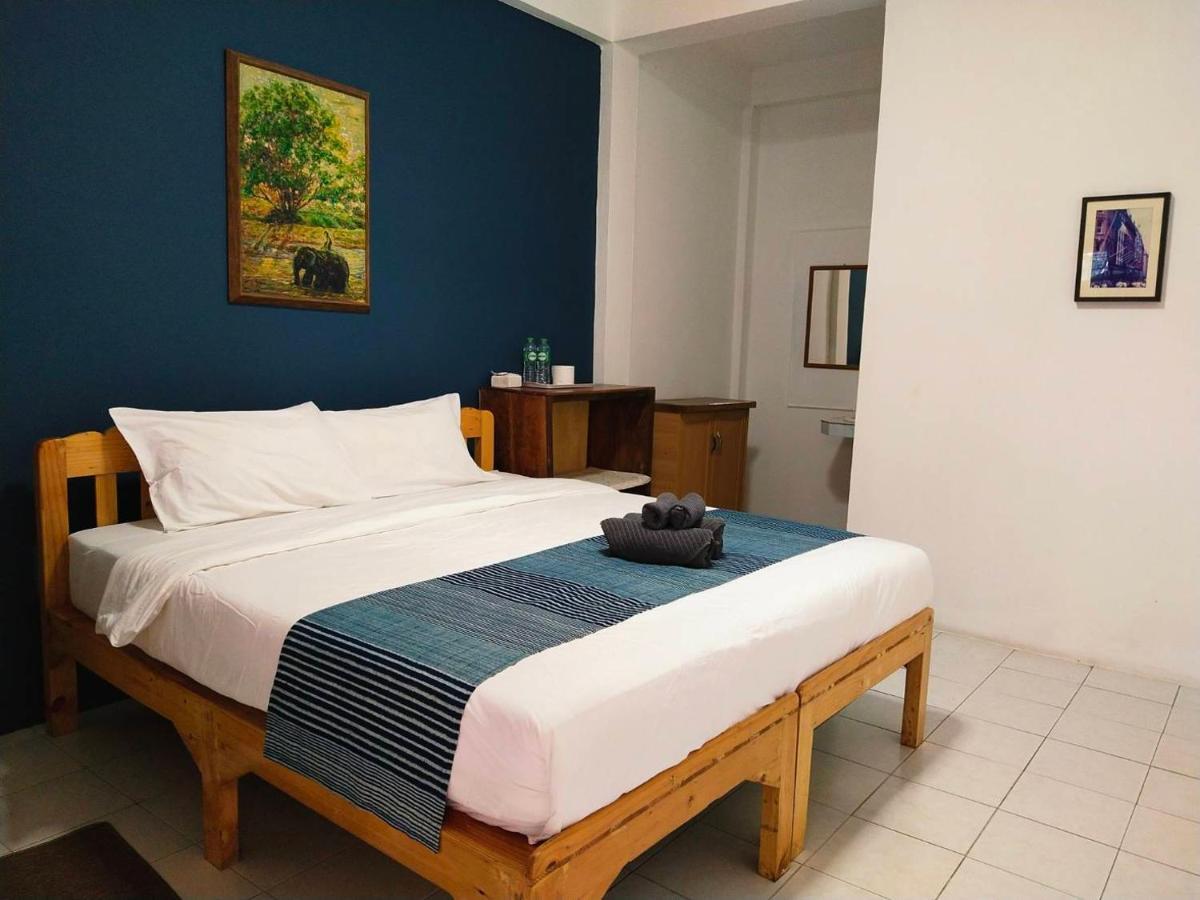 The Shire Guesthouse Chiang Mai Buitenkant foto