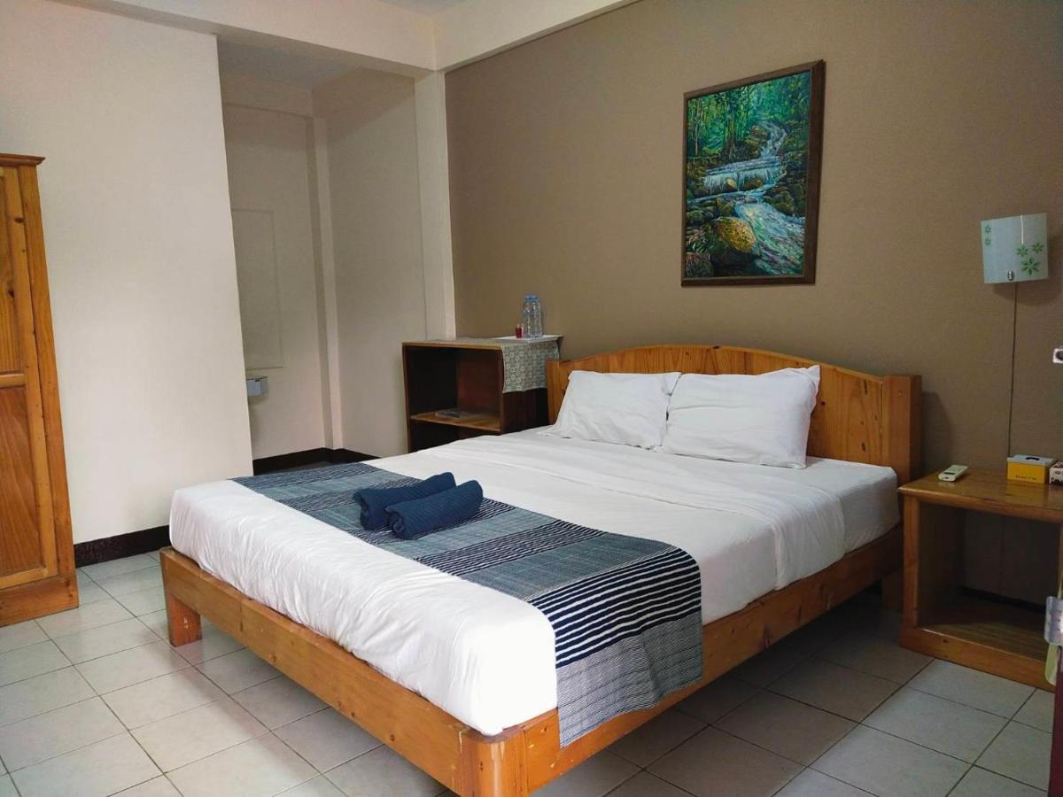 The Shire Guesthouse Chiang Mai Buitenkant foto