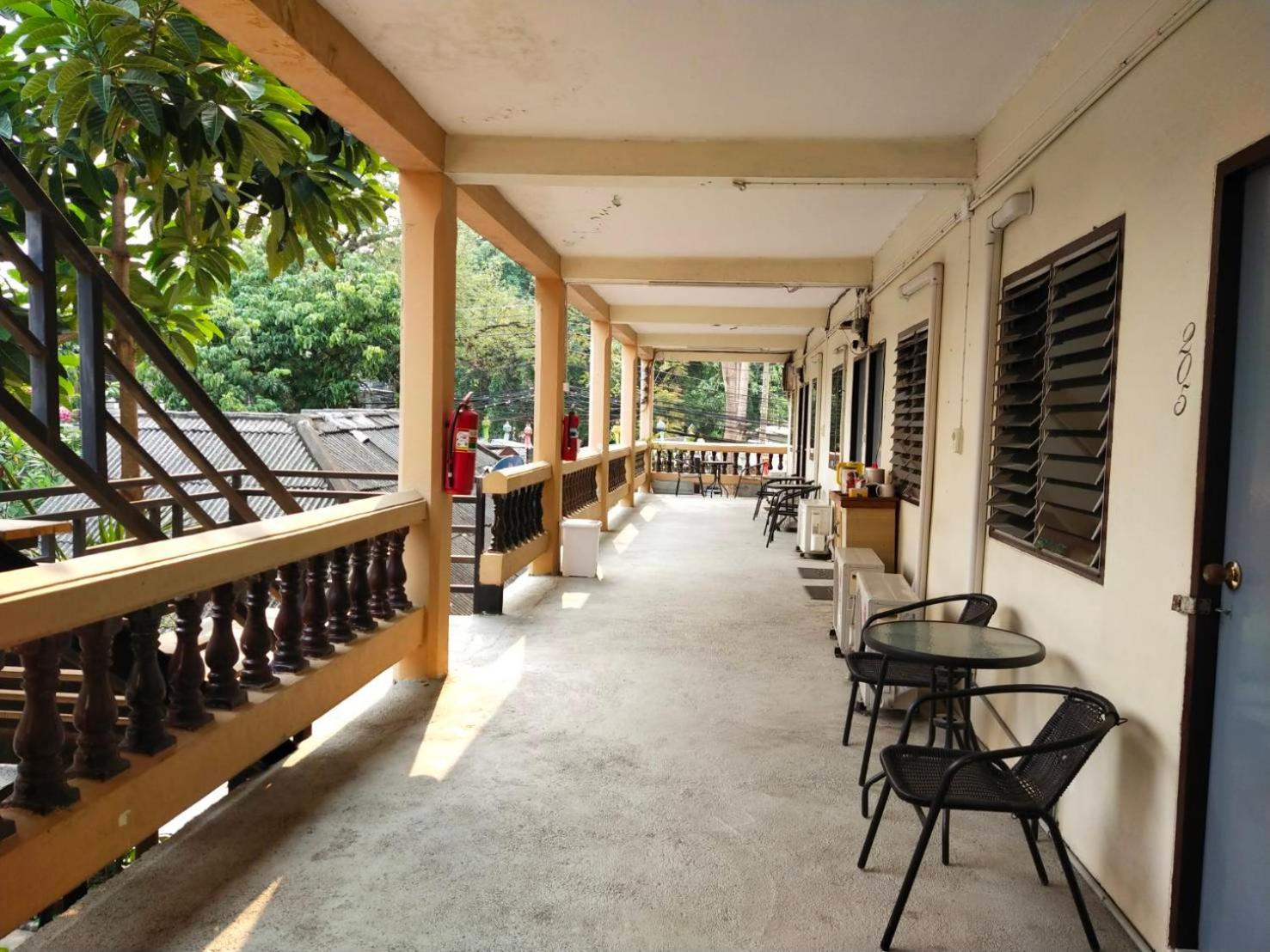 The Shire Guesthouse Chiang Mai Buitenkant foto